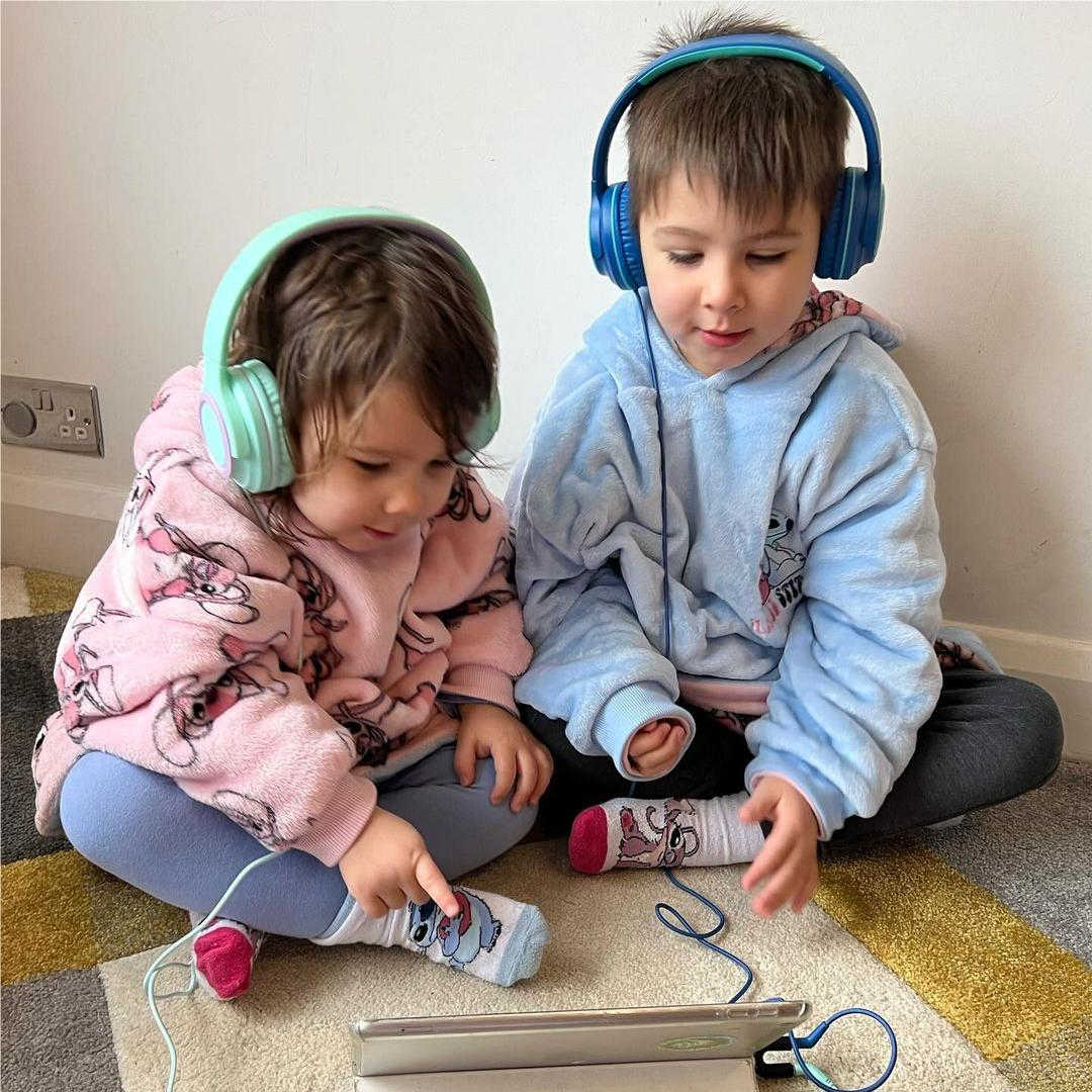 Smart Tips to Boost Your Kid's Learning with Headphones